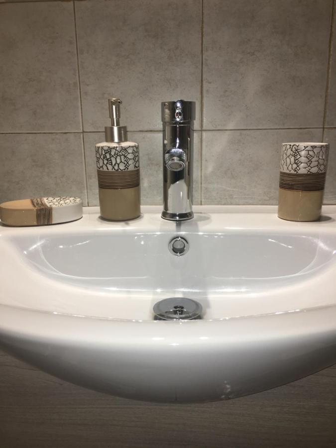 אתונה Marinas Apartment מראה חיצוני תמונה